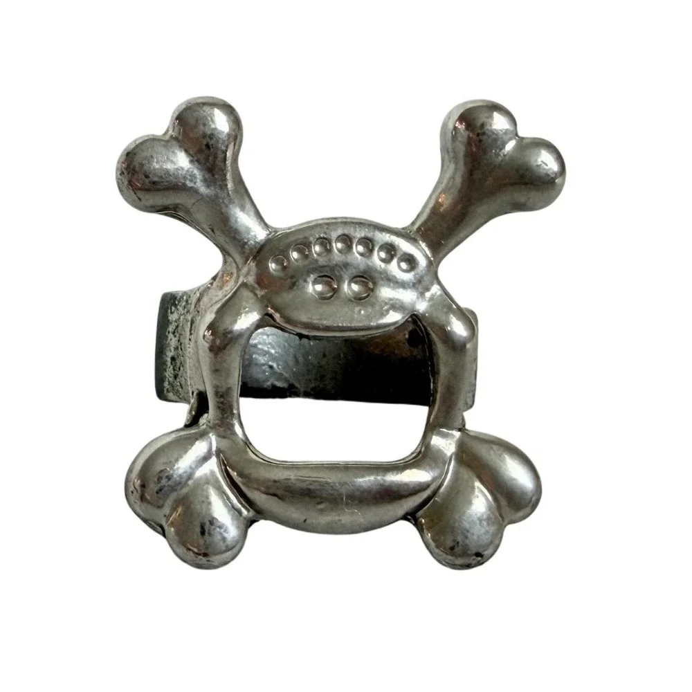 Skull Crossbones Bottle Opener Ring Size 11 Silver Tone Biker Goth Novelty